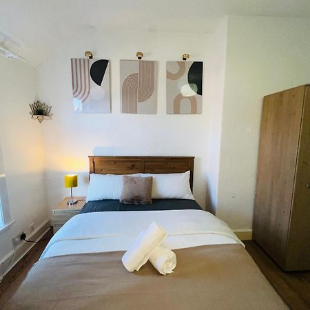 Adorable Double Room Middlesbrough Luaran gambar