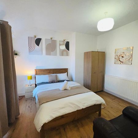 Adorable Double Room Middlesbrough Luaran gambar