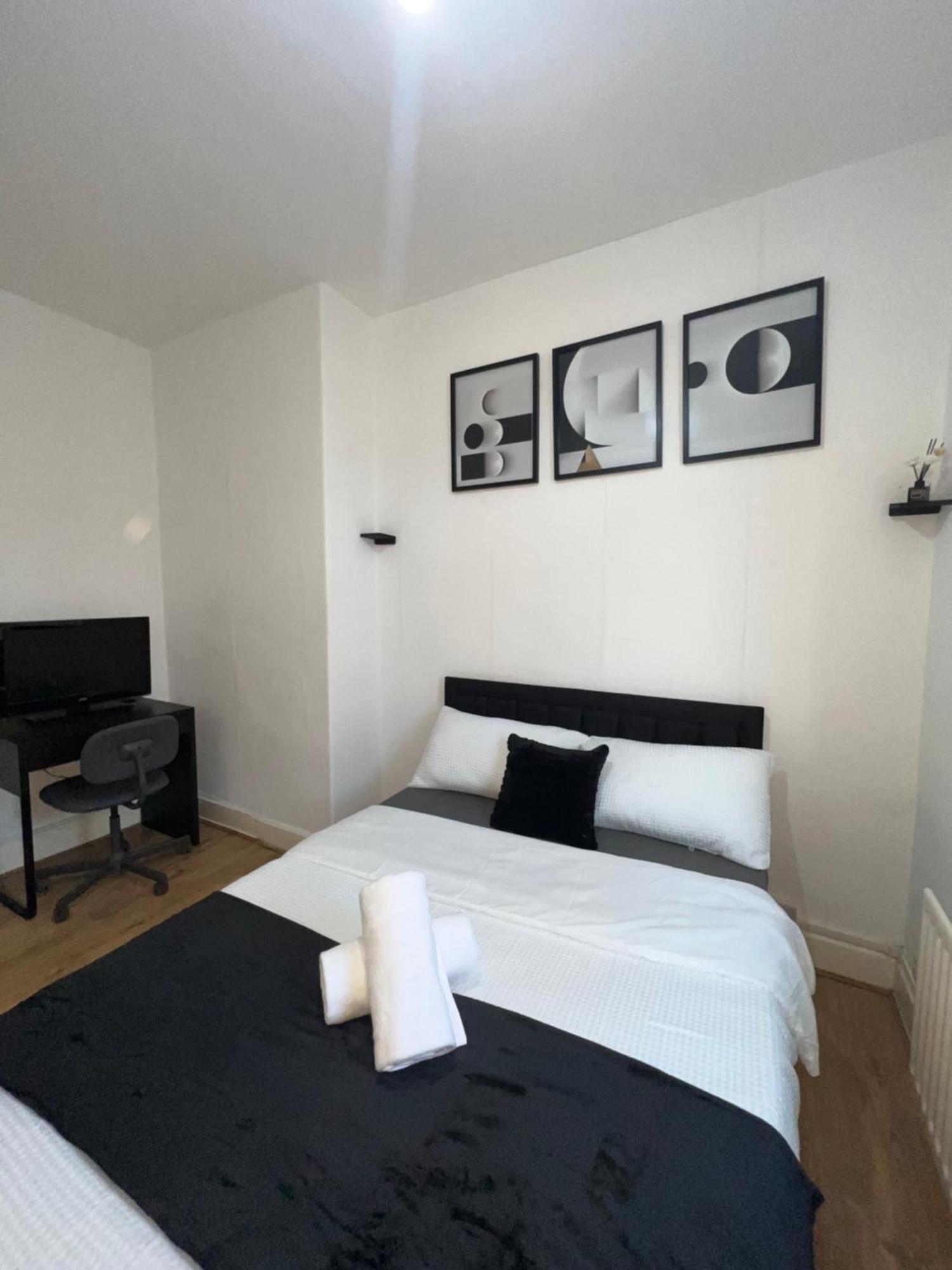 Adorable Double Room Middlesbrough Luaran gambar