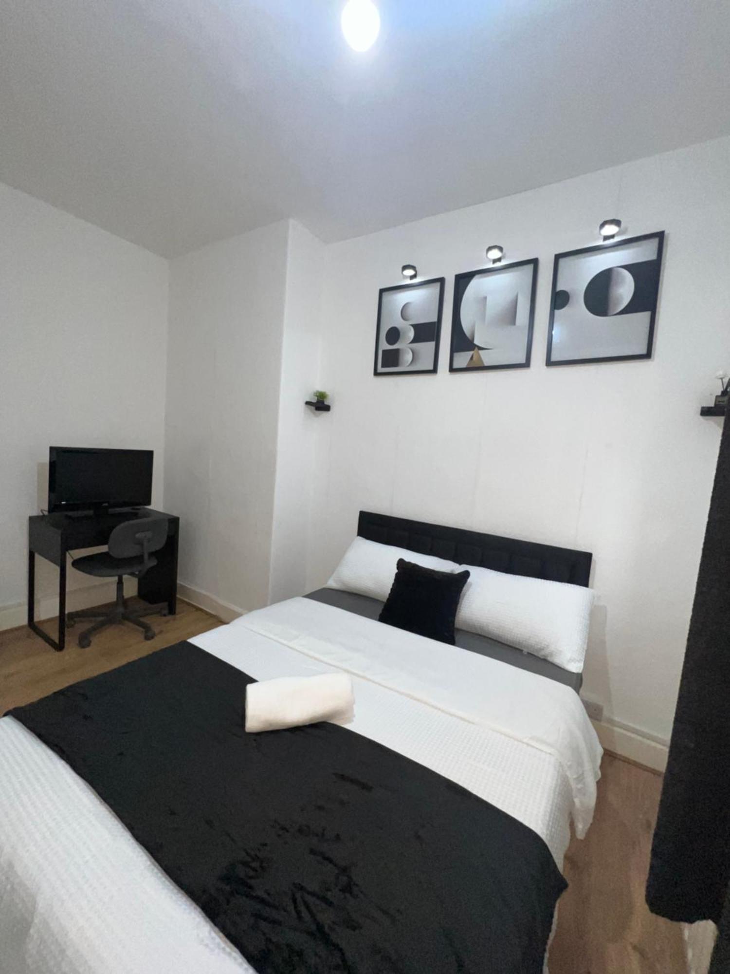 Adorable Double Room Middlesbrough Luaran gambar