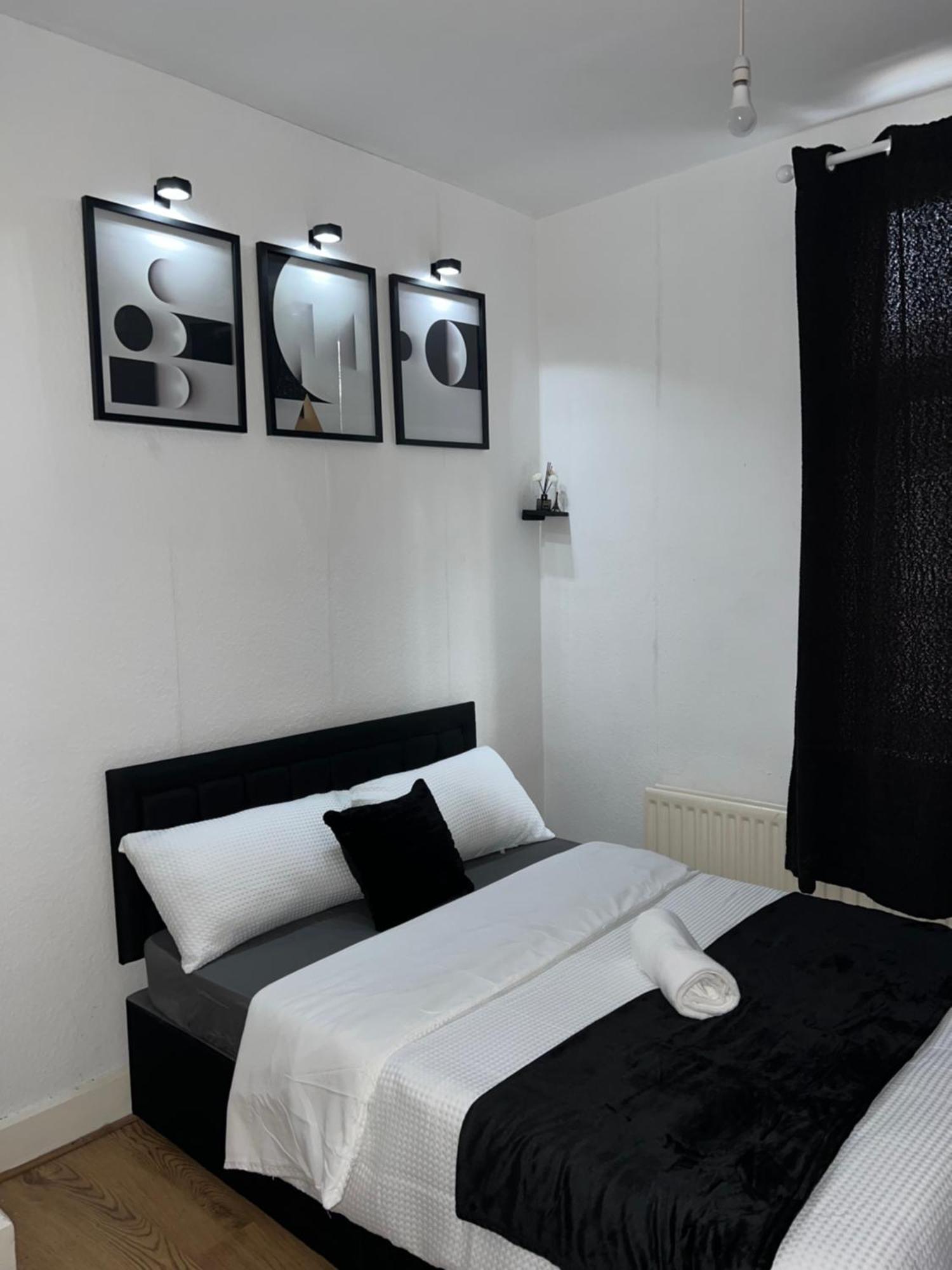 Adorable Double Room Middlesbrough Luaran gambar